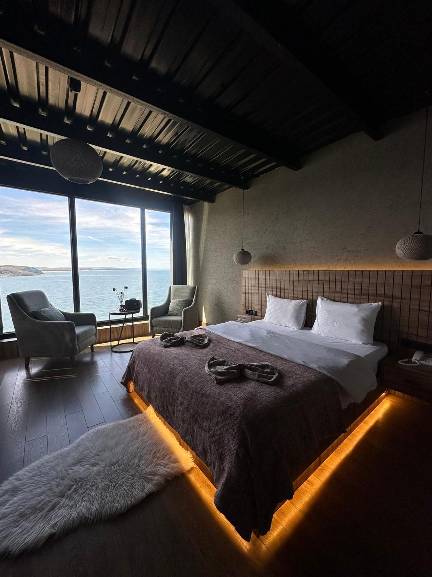 Marina Fener Hotel Istanbul Airport Karaburun  Exterior photo